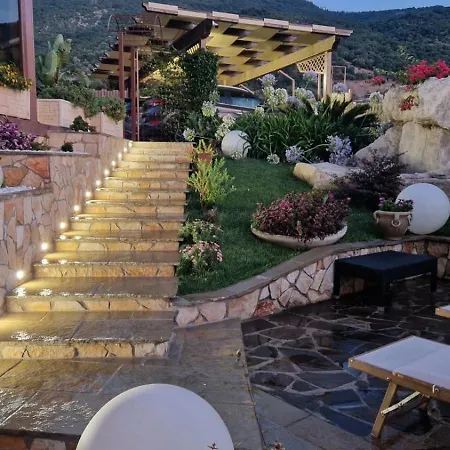 Oda ve Kahvaltı Emanuel 4*